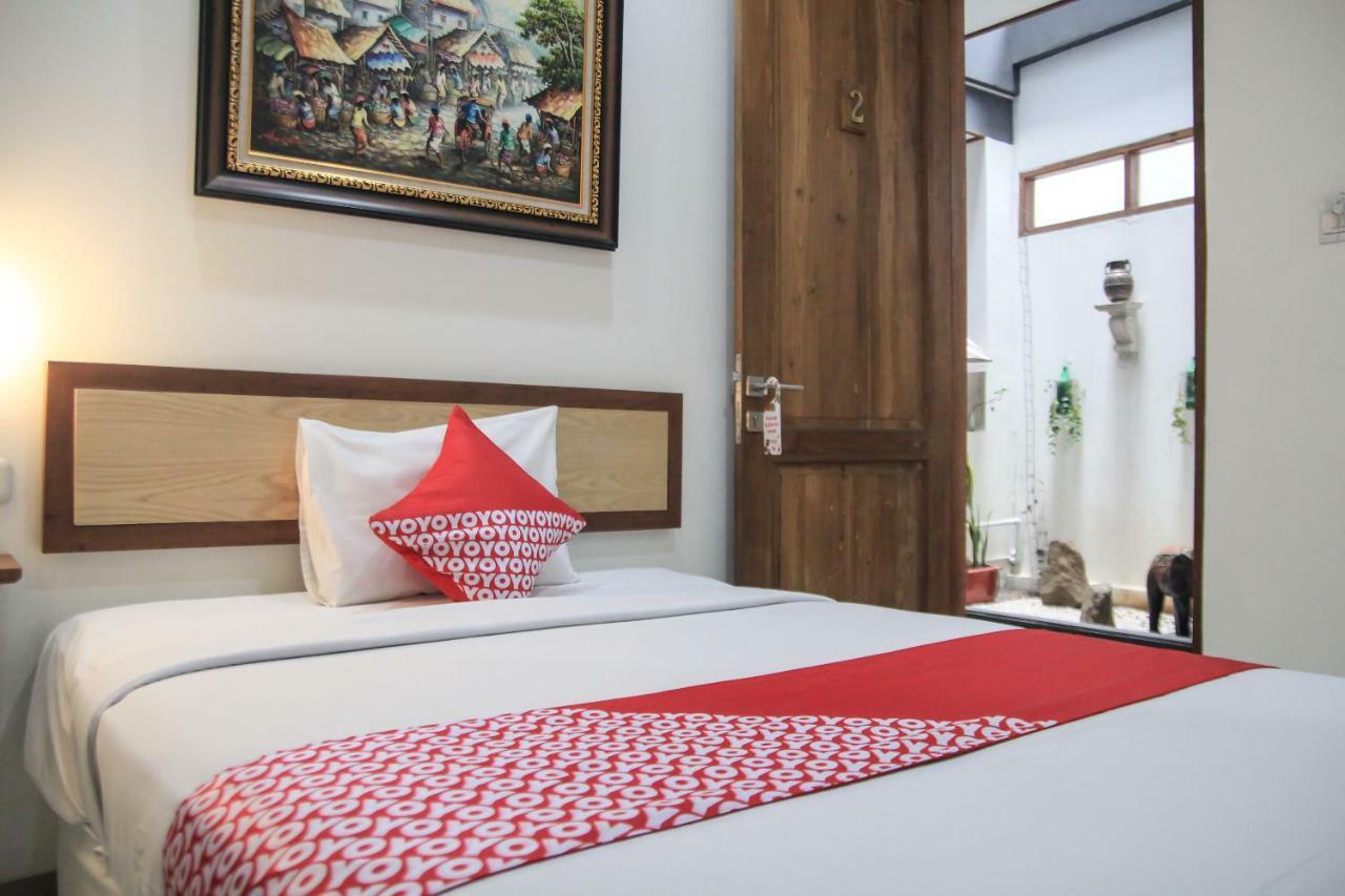 Oyo 964 Bandung Central Residence Bagian luar foto